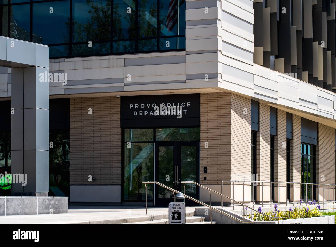 Provo, UT, Stati Uniti d'America – 24 maggio 2024: Il Dipartimento di polizia di Provo fornisce servizi di polizia, pubblica sicurezza e emergenza alla comunità locale. Foto Stock