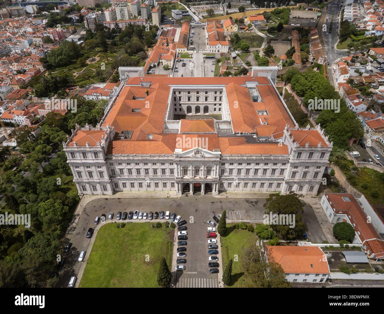 Splendida vista aerea del vecchio palazzo storico in centro Foto Stock
