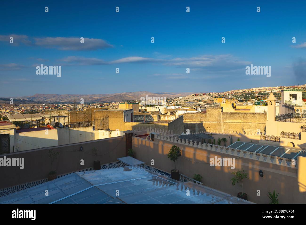 Vista panoramica di Fez al tramonto Foto Stock