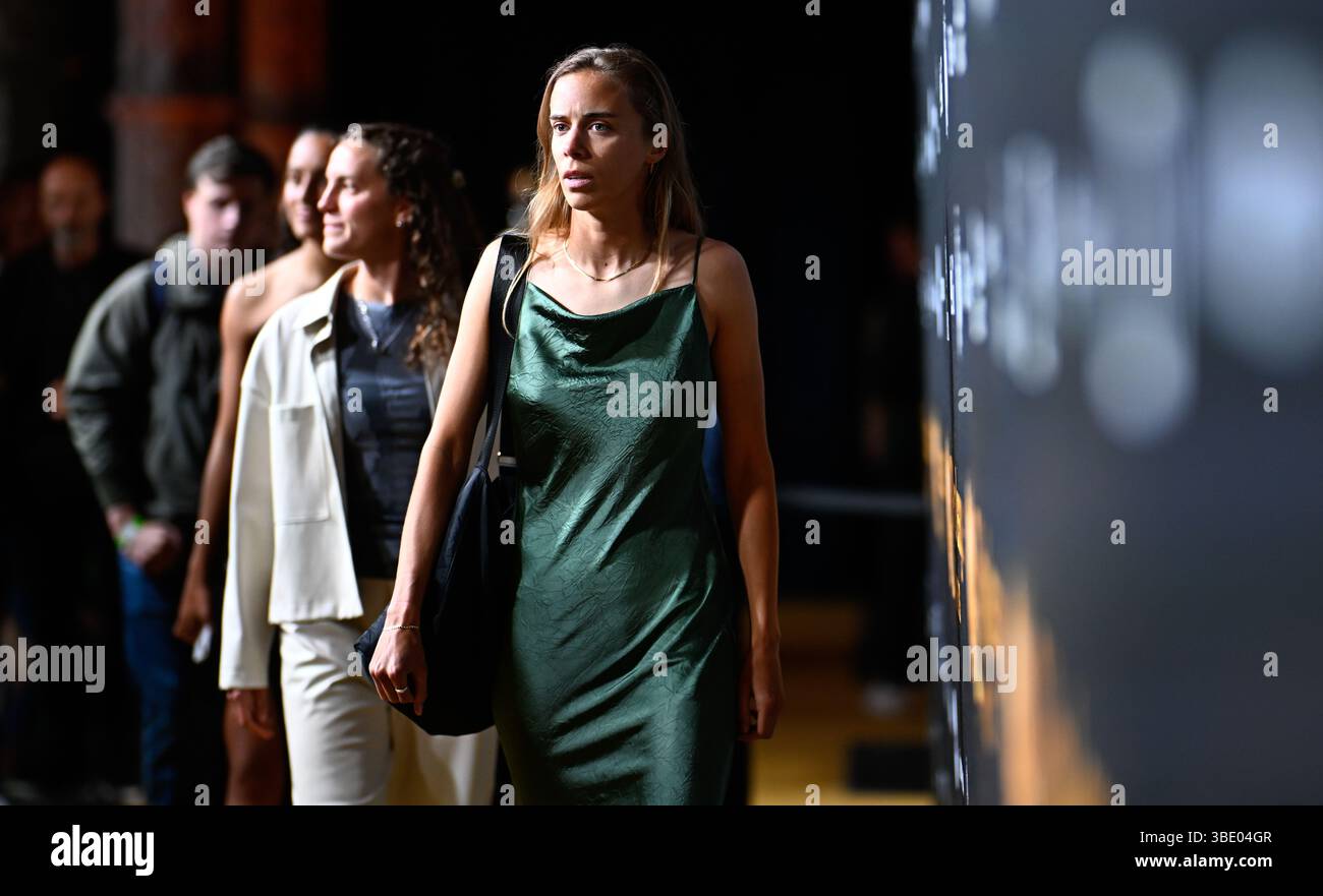 Anversa, Belgio. 26 maggio 2025. Ospiti ritratti durante i Pro League Awards 2025, per i migliori giocatori della 1a e 2a divisione dei campionati belgi di calcio 2024 2025, lunedì 26 maggio 2025 ad Anversa. BELGA PHOTO Credit: Belga News Agency/Alamy Live News Foto Stock