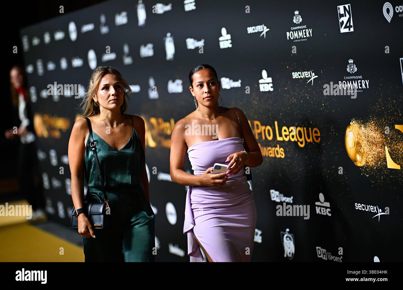 Anversa, Belgio. 26 maggio 2025. Ospiti ritratti durante i Pro League Awards 2025, per i migliori giocatori della 1a e 2a divisione dei campionati belgi di calcio 2024 2025, lunedì 26 maggio 2025 ad Anversa. BELGA PHOTO Credit: Belga News Agency/Alamy Live News Foto Stock