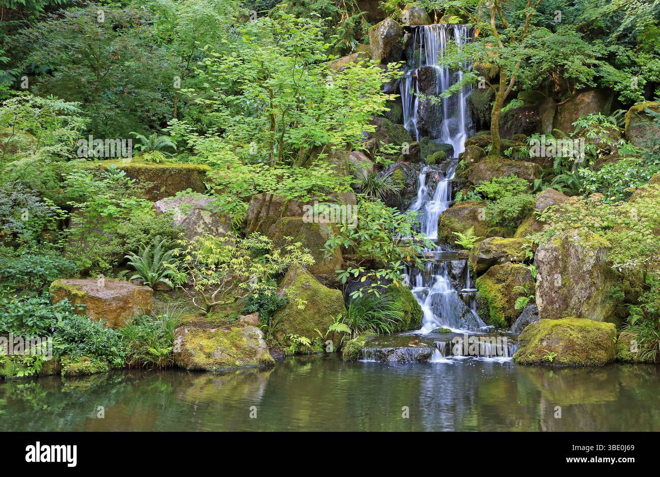 Heavenly Falls - Portland Japanese Garden, Oregon Foto Stock