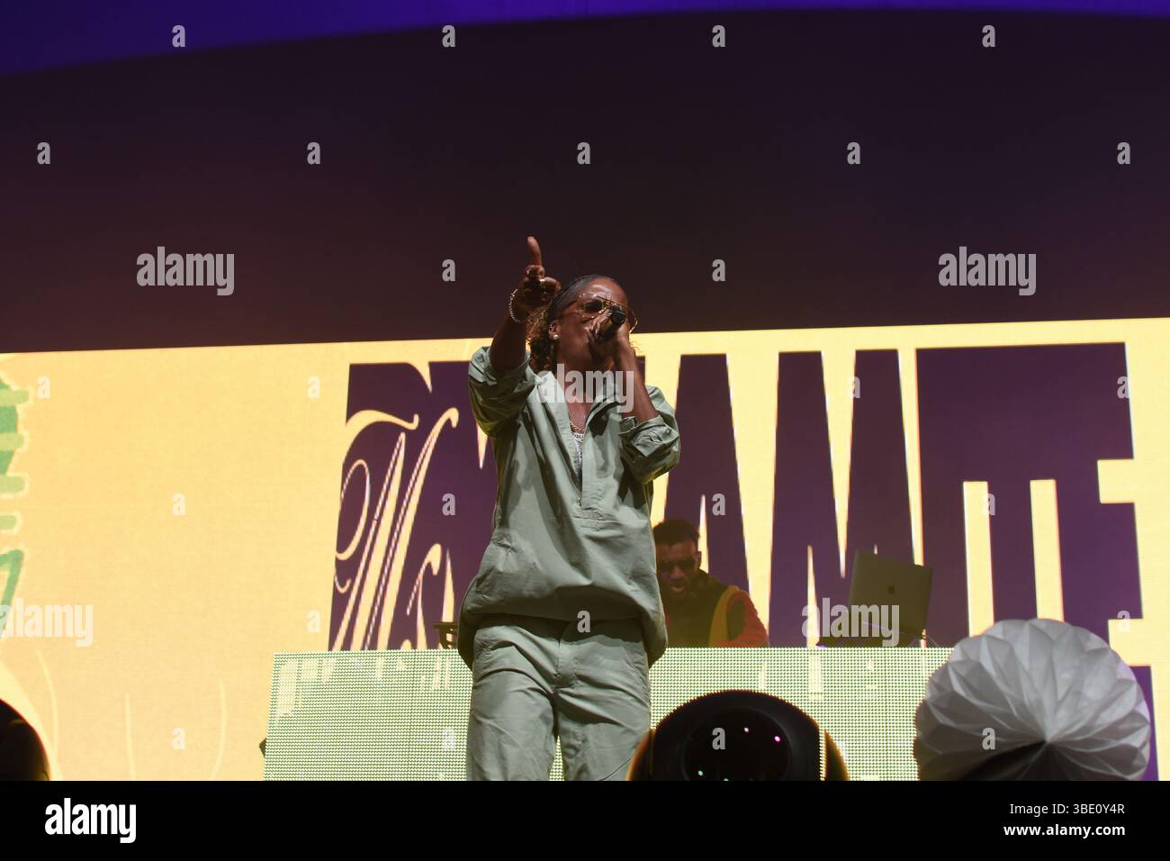 La più grande celebrazione di Londra del reggae, della musica da sala da ballo, del cibo e della cultura si è svolta al Brockwell Park. Questo festival è andato avanti nonostante la resistenza. Foto Stock