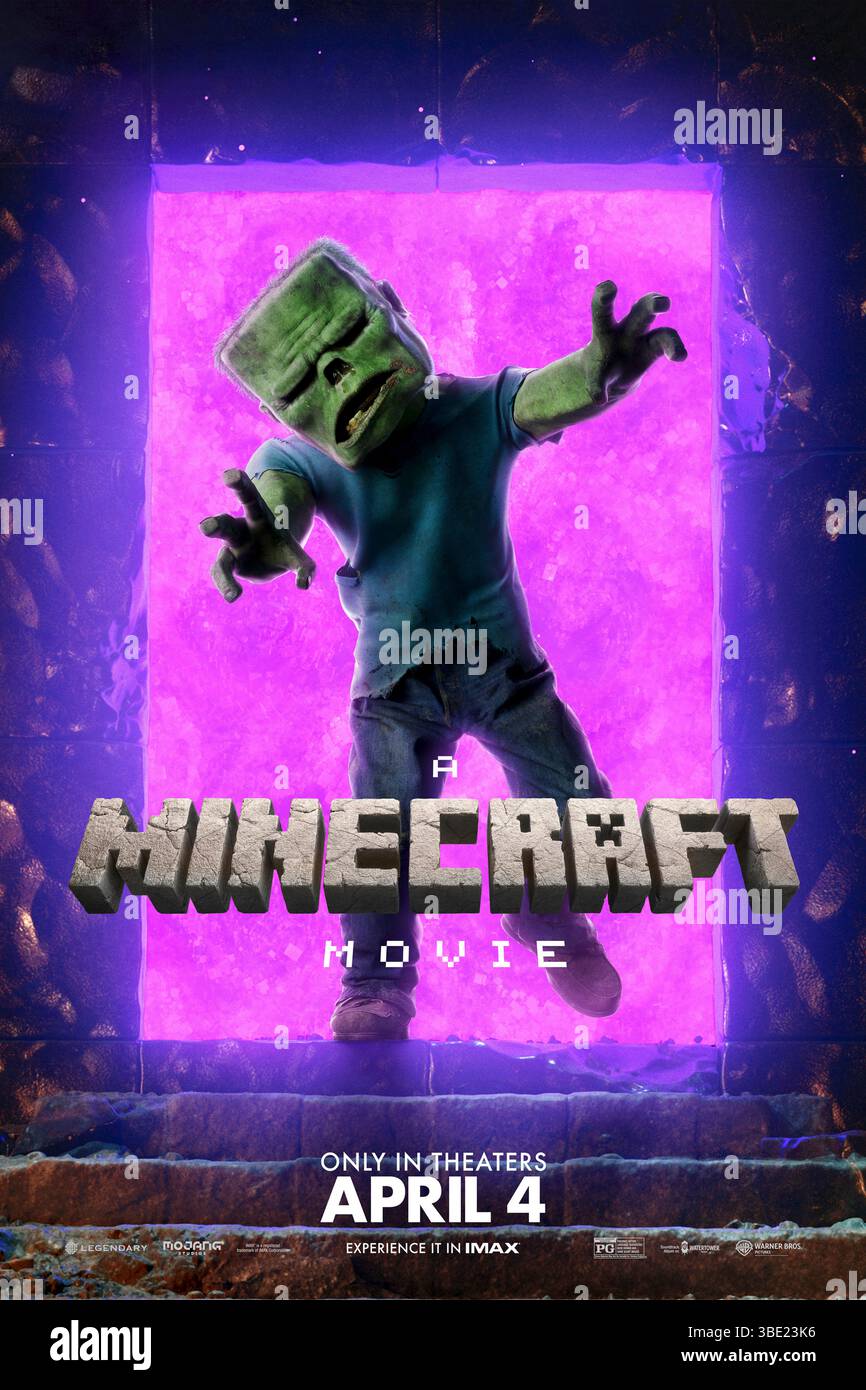 A Minecraft Movie (2025) diretto da Jared Hess e interpretato da Jason Momoa, Jack Black e Danielle Brooks. Quattro disadattati vengono improvvisamente trascinati attraverso un misterioso portale in un bizzarro e cubico paese delle meraviglie che prospera nell'immaginazione. SOLO PER L'USO EDITORIALE del poster STATUNITENSE. Crediti: BFA / Warner Bros Foto Stock