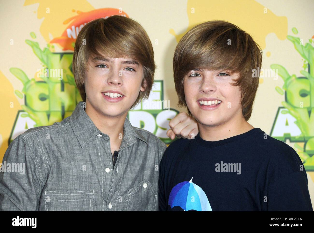 Dylan e Cole Sprouse ai Nickelodeon Kid's Choice Awards 2009 tenutosi al Pauley Pavilion di Los Angeles - 28 marzo 2009 Foto Stock