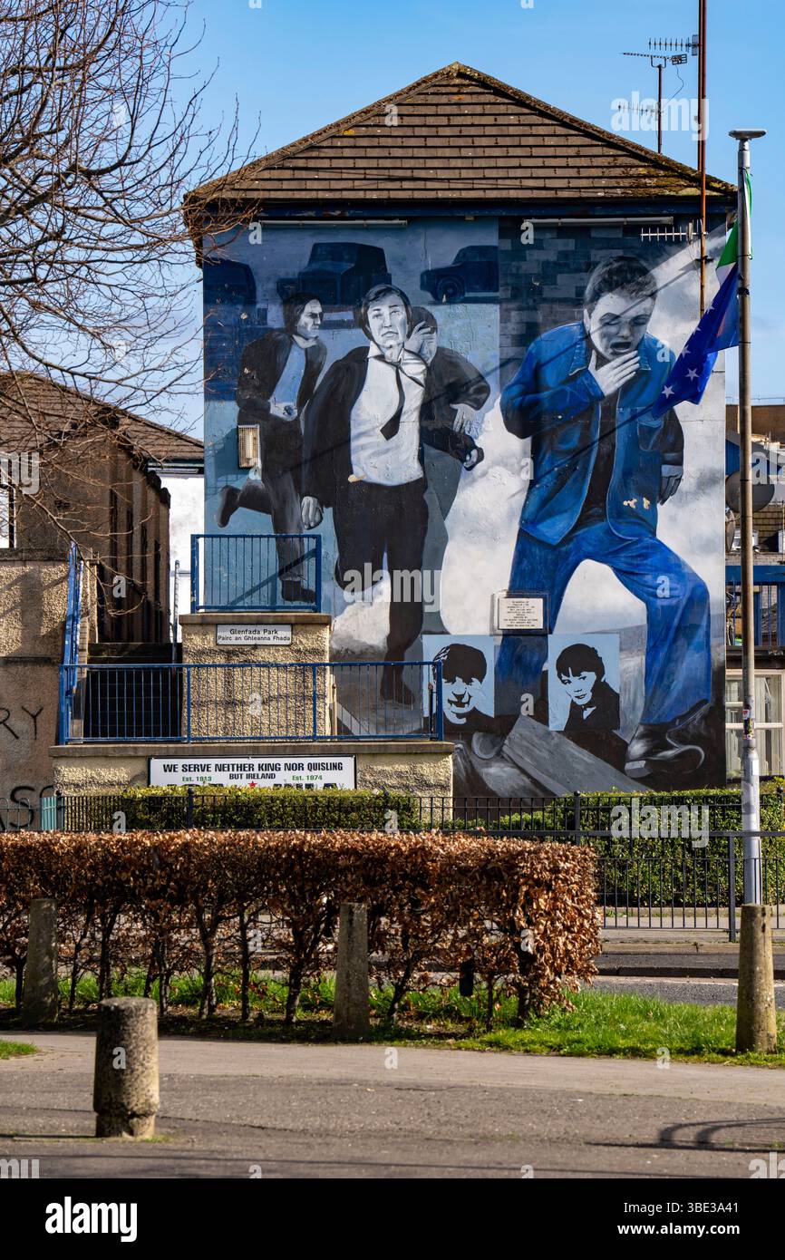 Regno Unito, Irlanda del Nord, Contea di Londonderry, Derry, area nazionalista del Bogside, murales in memoria della Bloody Sunday del 30 gennaio 1972 Foto Stock