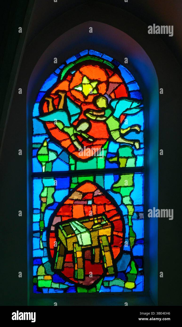 Vetrate colorate di Victor Sparre nella Chiesa Immanuel (tedesco: Immanuelkirche; norvegese: Immanuelkirken) una chiesa protestante nell'America-G. Foto Stock