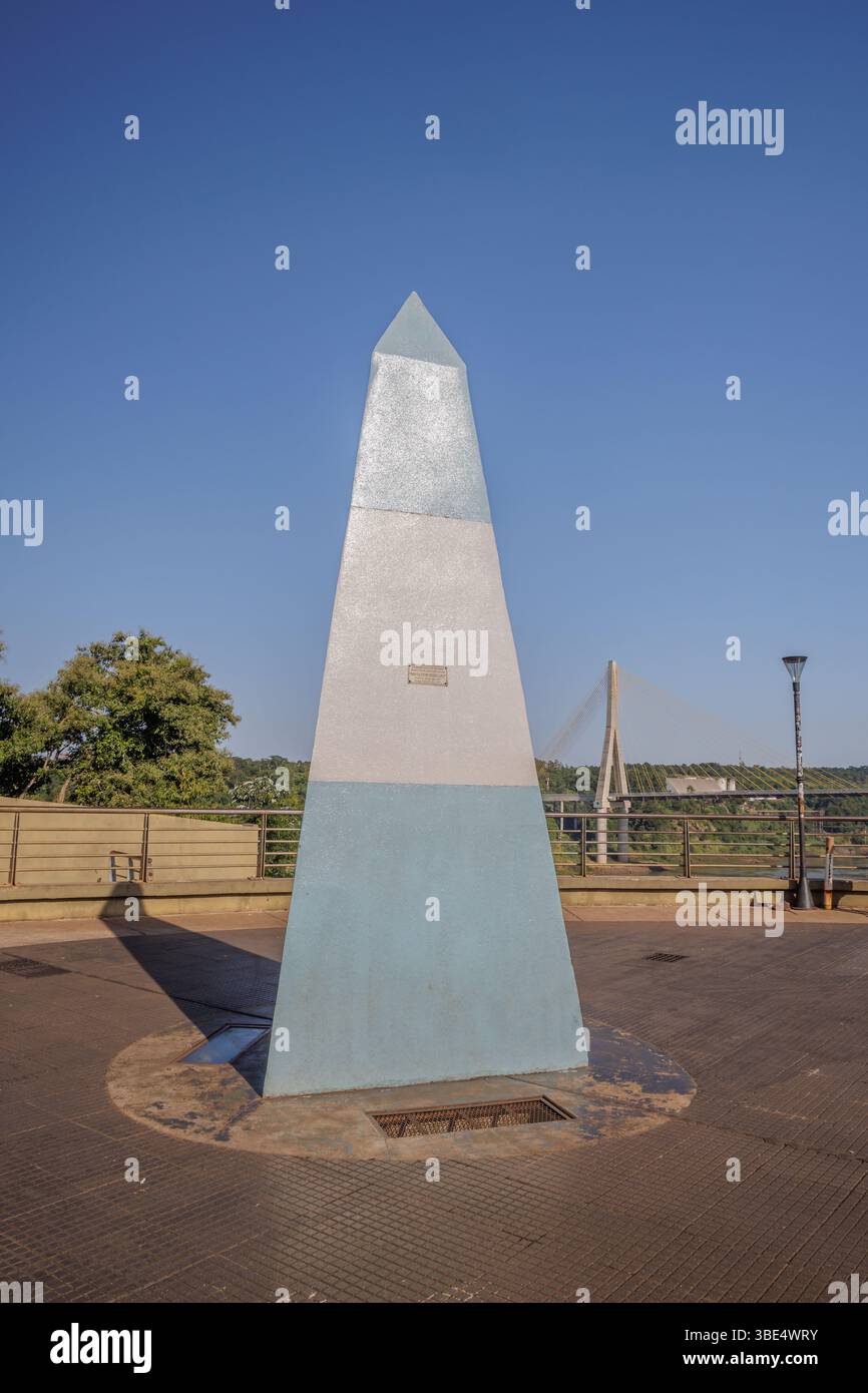 Tre frontiere a Puerto Iguazu, Misiones, Argentina. Foto Stock