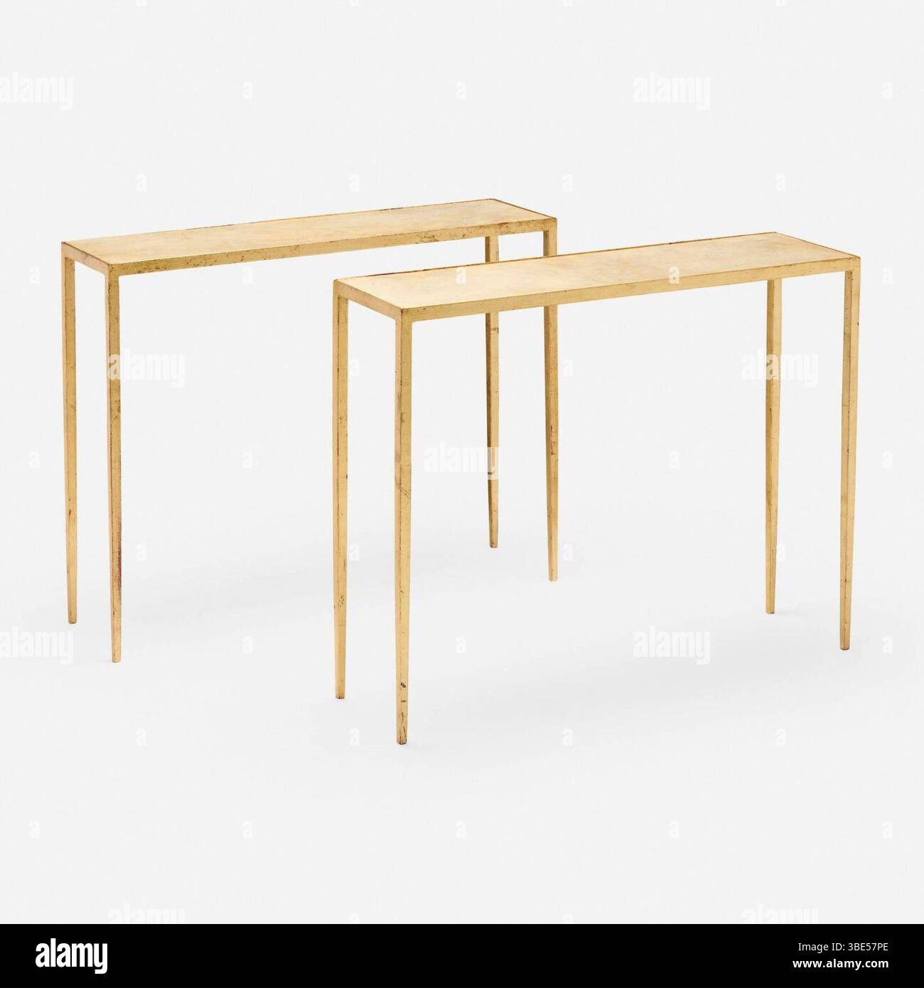 Jean-Michel Frank - etichetta del produttore di metalli sul lato inferiore di ogni esempio "Comte S.. Foto Stock