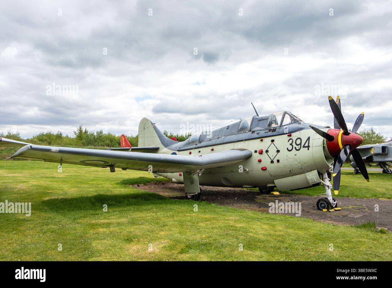 Vintage Fairey Gannet, un aereo a doppia elica basato su portaerei britannico in mostra al Solway Aviation Museum, Carlisle UK Foto Stock