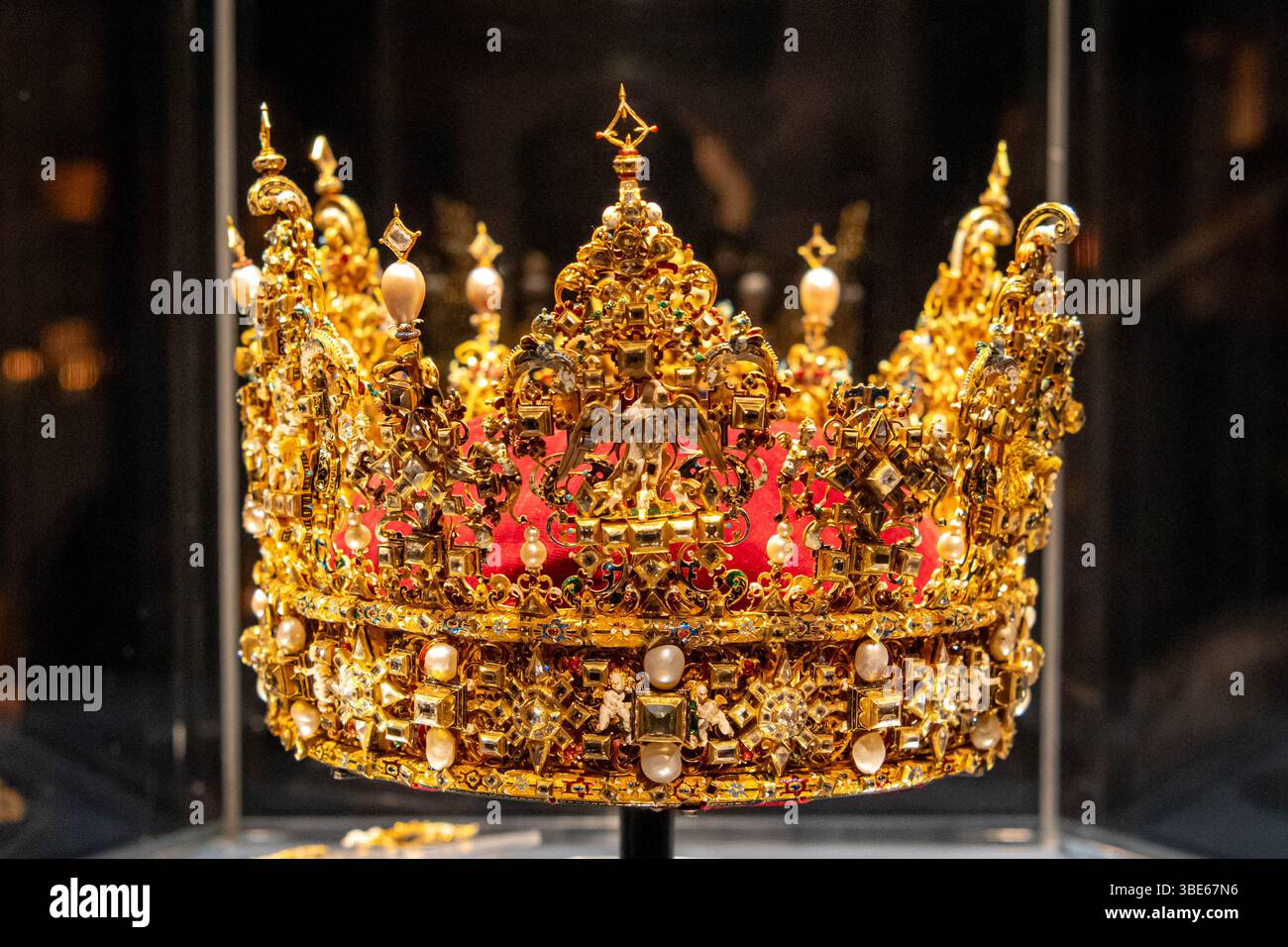 Cristiano IV Corona nel castello di Rosenborg (danese: Rosenborg slot) a Copenaghen. Antica residenza reale, ospita i Danske Kongers Kronologis Foto Stock