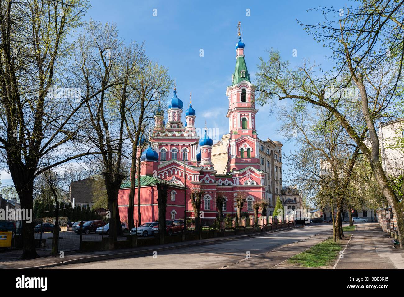 Chiesa della Santissima Trinità Chiesa ortodossa in stile eclettico a riga, Lettonia Foto Stock