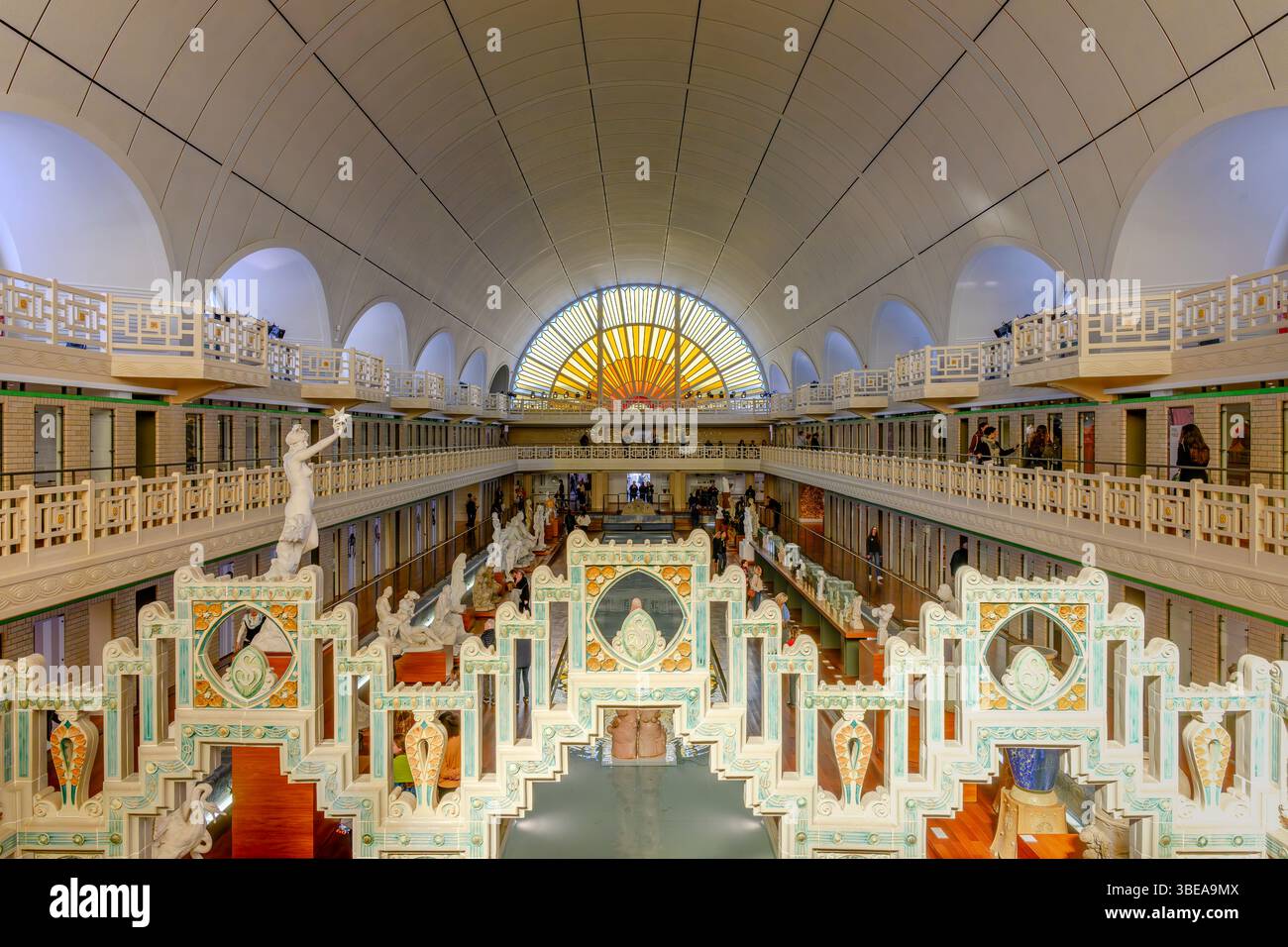 Galleria d'arte la piscine a Roubaix, alla periferia di Lille. Formata da una piscina degli anni '1930, Art Deco. Chiamato anche André-Diligent Museum of Art Foto Stock