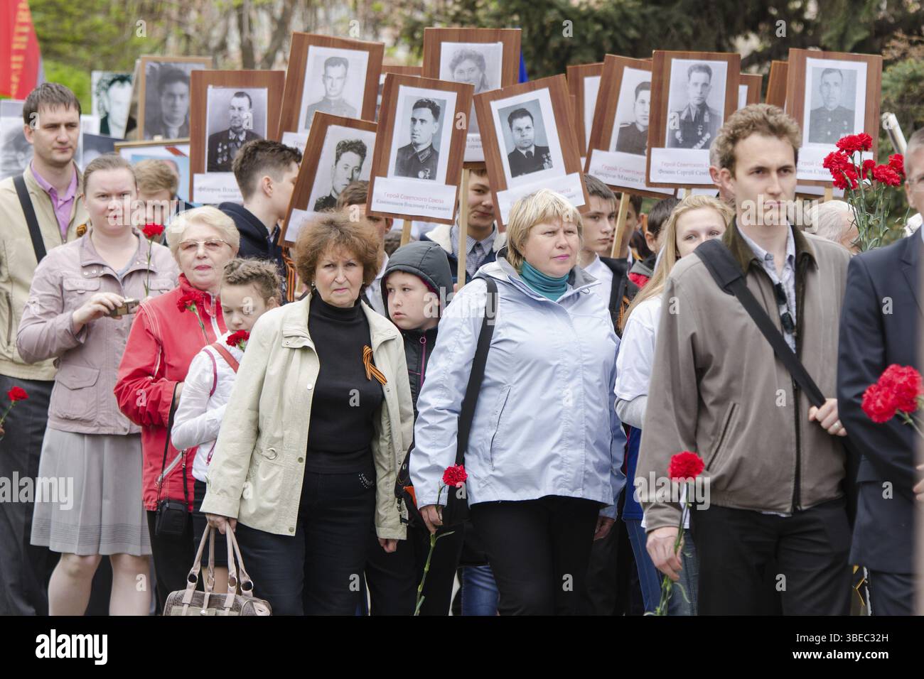 L'evento dedicato al 70° anniversario della Vittoria nella grande Guerra Patriottica del 1941-1945, Volgograd, distretto di Krasnoarmeysky, Museo-riserva Vecchia Foto Stock