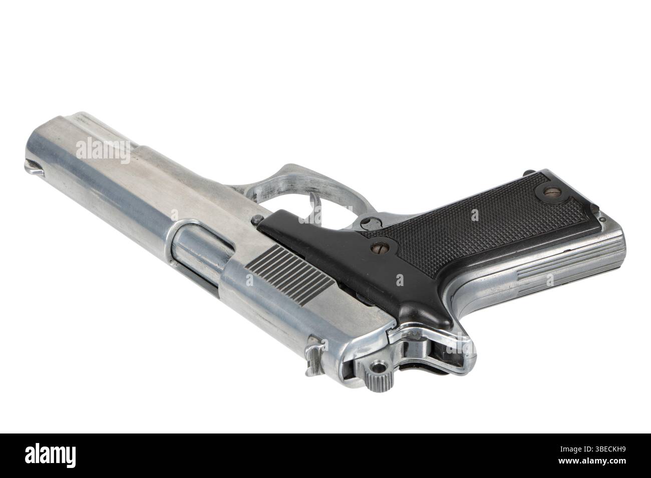 pistola semiautomatica da 9 mm isolata su sfondo bianco Foto Stock