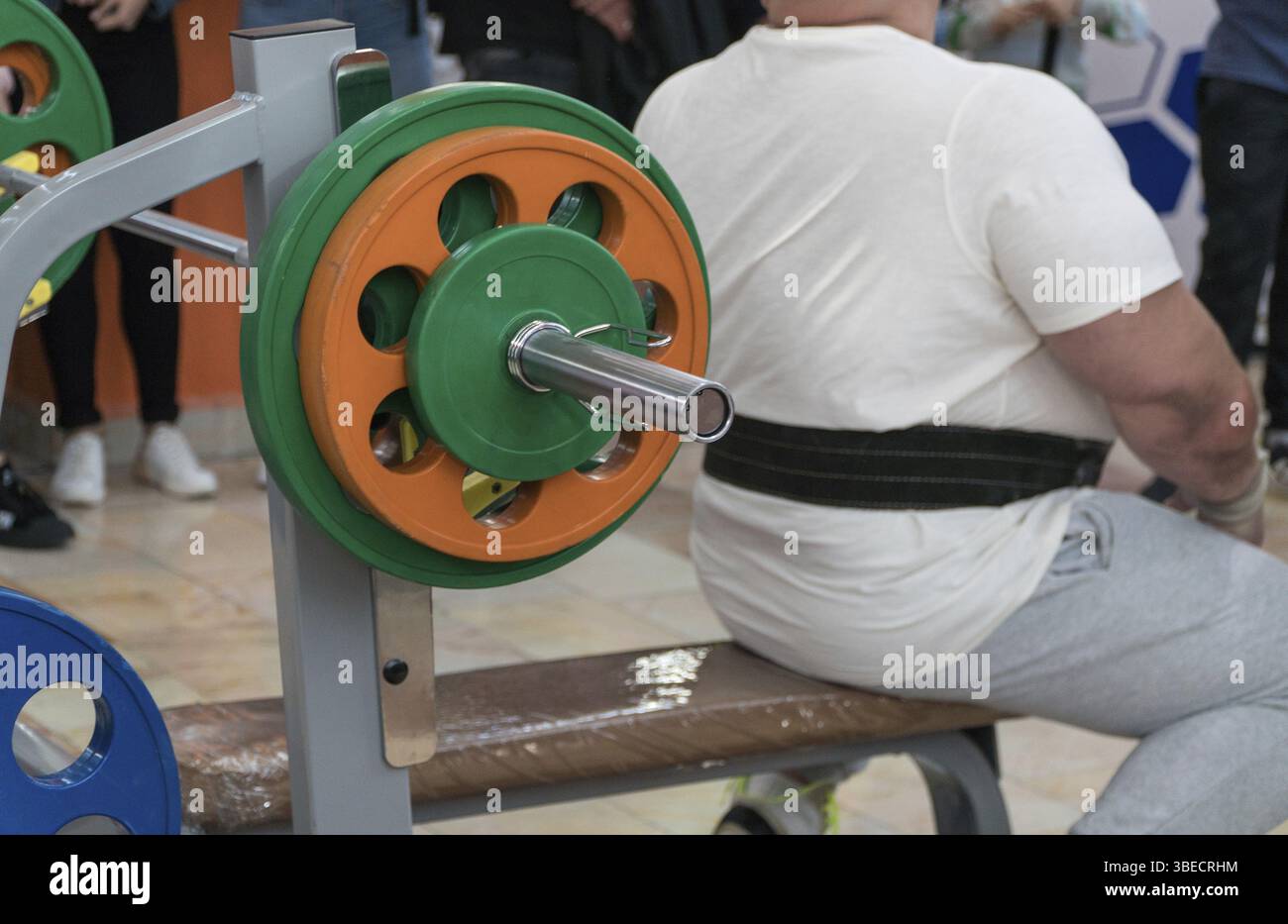 Pressa per panca in palestra. competizione e torneo Foto Stock