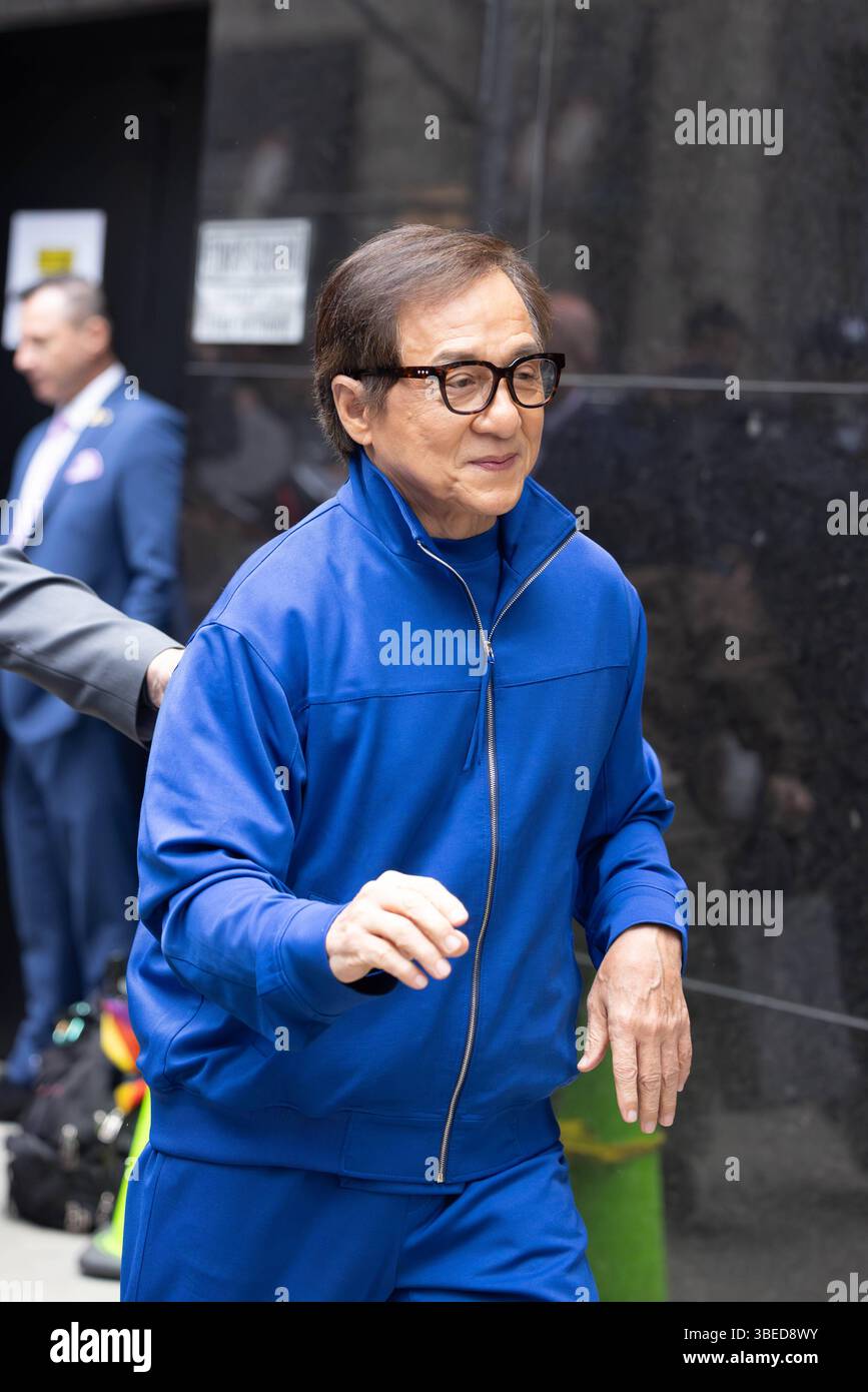 Jackie Chan è visto a New York City Jackie Chan è visto lasciare Good Morning America il 28 maggio 2025 a New York NEW YORK NEW YORK UNITED OF AMERICA Copyright: XVANESSAxCARVALHOx Foto Stock