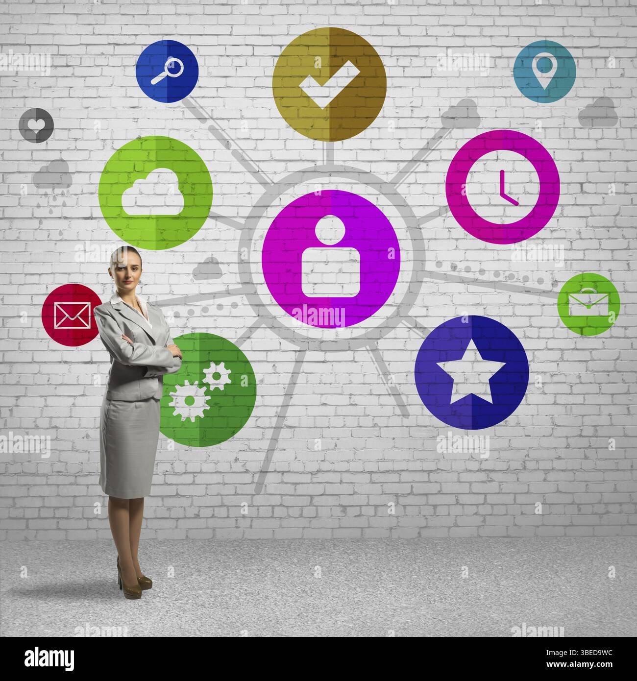 Imprenditrice e il colore delle icone delle applicazioni in background Foto Stock