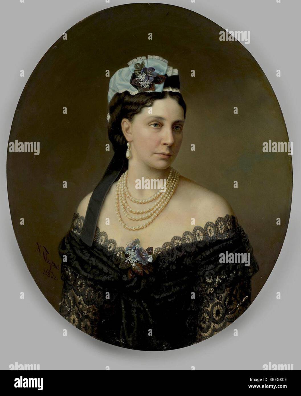 Questo ritratto del 1883 della granduchessa Alexandra Iosifovna, nata principessa Alexandra Friederike Enrichetta di Sassonia-Altenburg, la raffigura come la moglie del granduca Konstantin Nikolaevich di Russia. Era un membro chiave della famiglia imperiale russa. Foto Stock