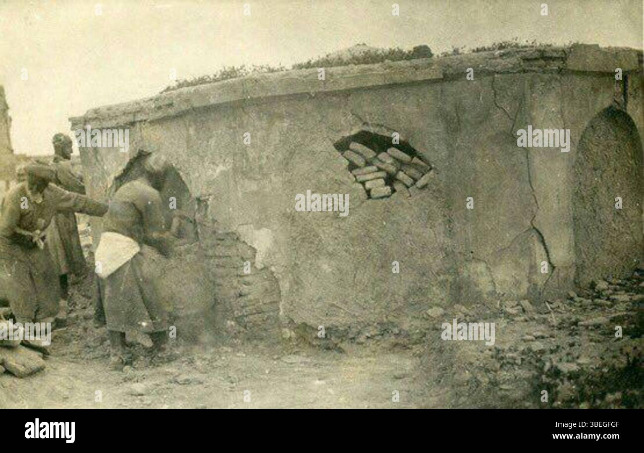 Questo pezzo, degli anni 1934-1935, fa parte delle tendenze artistiche degli anni '1930 Non vengono forniti dettagli specifici sul supporto o sull'artista. Foto Stock