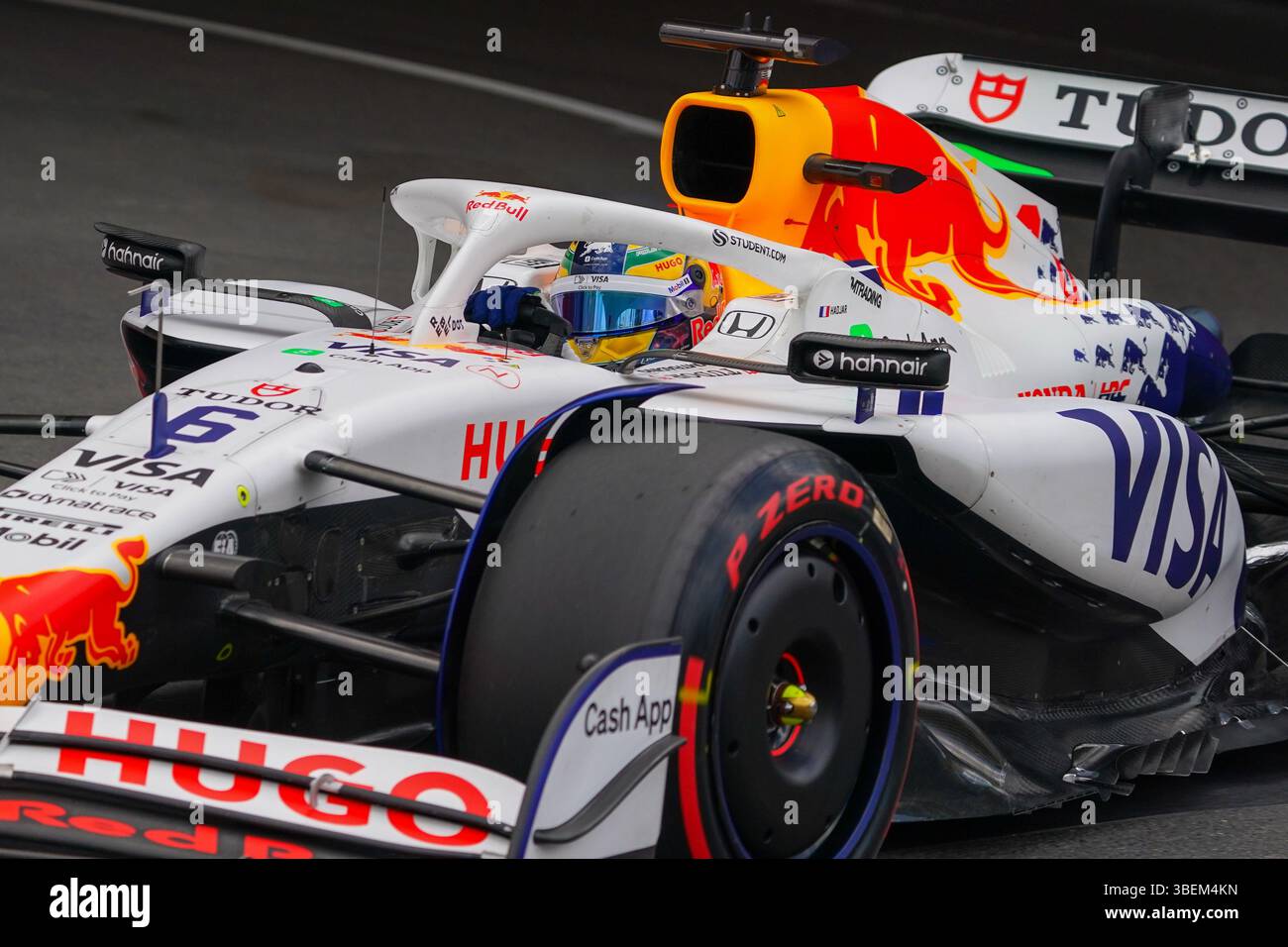 Isack Hadjar di Francia alla guida del (6) Visa Cash app RB VCARB02 Honda RBPT durante la Formula 1 TAG Heuer Gran Premio di Monaco 2025 il 23 maggio, Circuit de Monaco, Monaco. Foto Stock