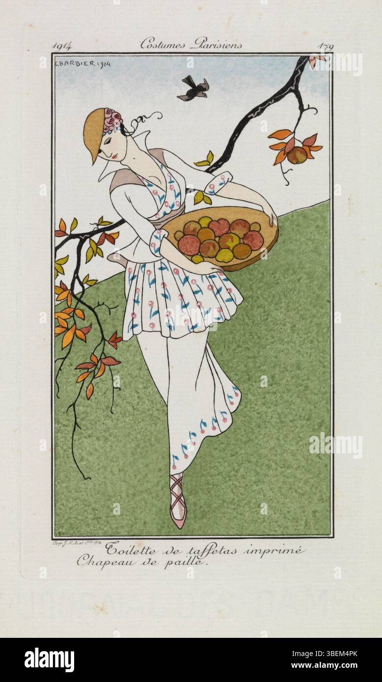Questa incisione di George Barbier, creata per il *Journal des Dames et des Modes* nel luglio 1914, presenta un abito in taffeta stampato abbinato a un cappello di paglia. Riflette le tendenze della moda di Parigi all'inizio del XX secolo, enfatizzando l'eleganza e il design sofisticato dell'abbigliamento femminile durante il periodo. Foto Stock