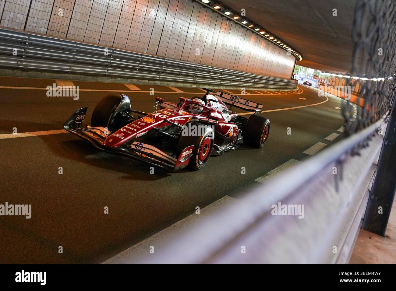 Charles Leclerc di Monaco alla guida della (16) Scuderia Ferrari HP SF-25 Ferrari durante la Formula 1 TAG Heuer Gran Premio di Monaco 2025 il 23 maggio, Circuit de Monaco, Monaco. Foto Stock