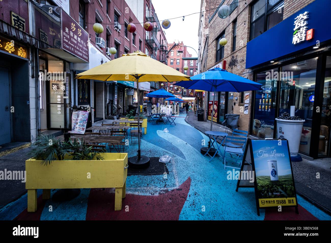 Chinatown di New york al crepuscolo Foto Stock