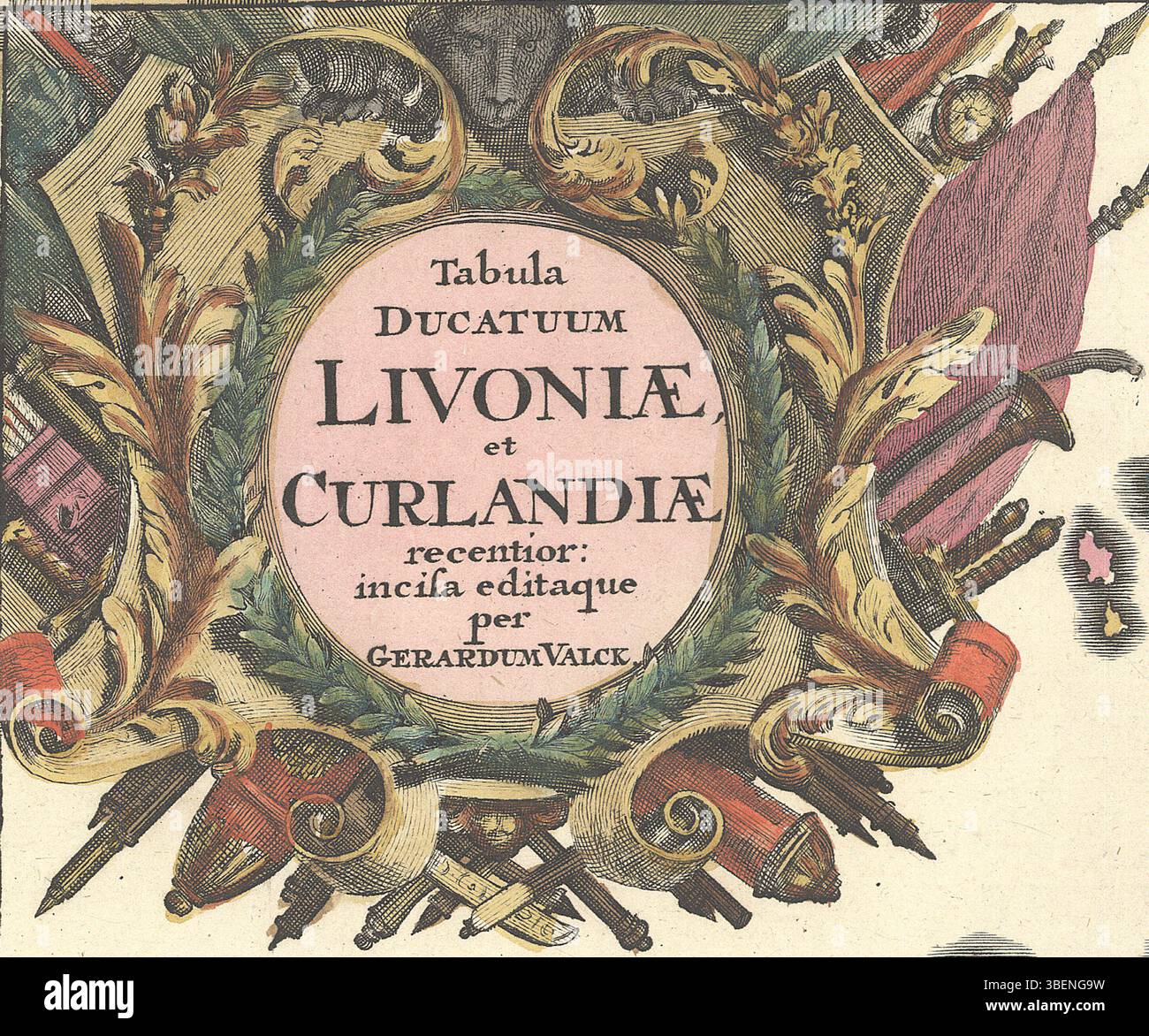 Questa mappa, creata intorno al 1700 da Gerhard Valk, raffigura Livonia e Curlandia con un cartiglio dettagliato, che illustra gli elementi decorativi tipici della creazione di mappe all'inizio del XVIII secolo. Foto Stock