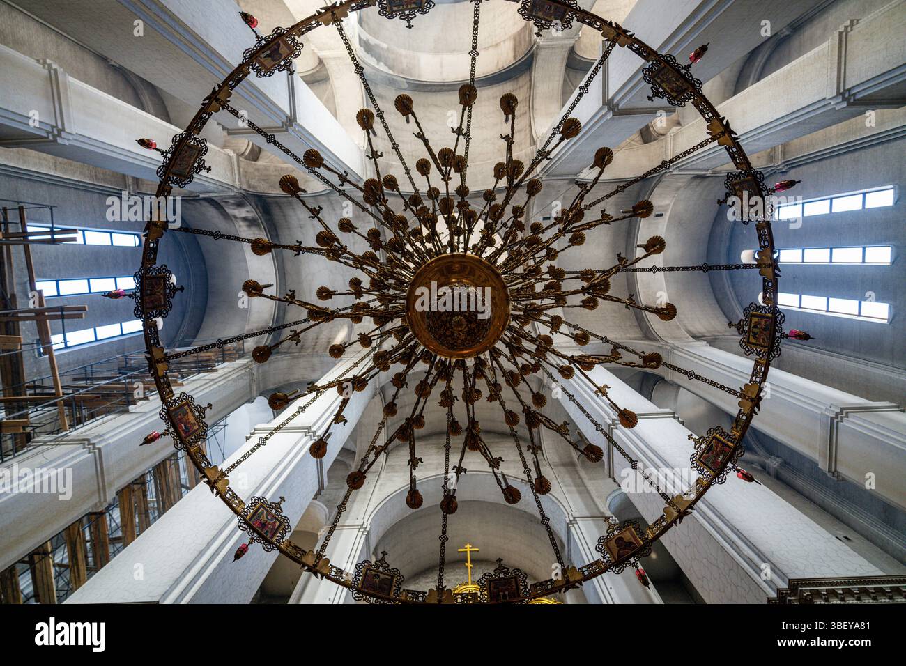 Interno della cattedrale ortodossa di Santo Stefano di Perm, Syktyvkar, Repubblica di Komi, Russia Foto Stock
