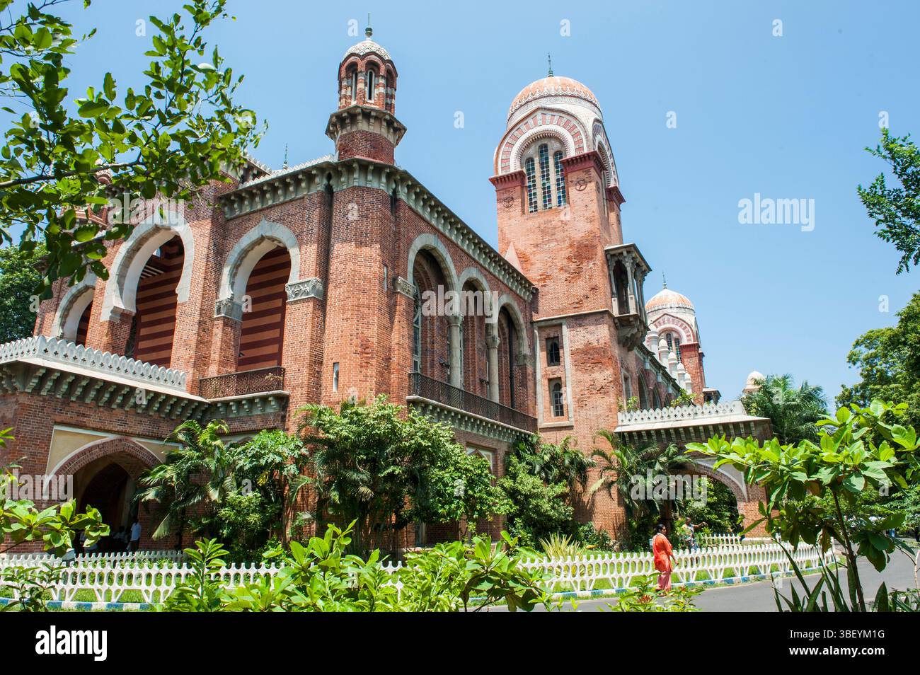 Palazzo del Senato, Università di Madras, Wallajah Road, lungo Marina Beach, Chennai (Madras), India Foto Stock