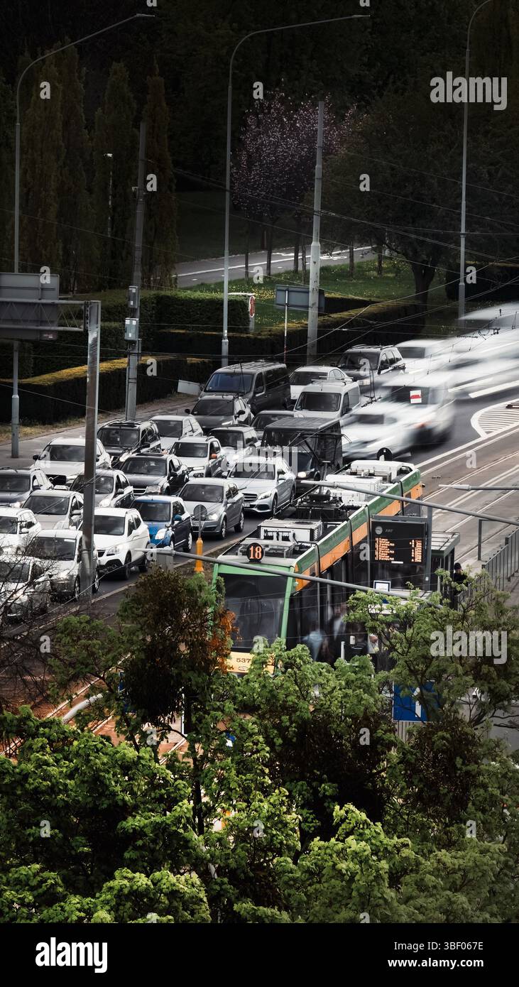 digitando, premere article content creator programmer Foto Stock