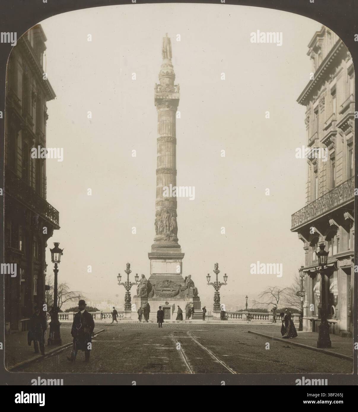 New York, White, H.C. & Co., Bruxelles, Column du Congres, in commemorazione dell'istituzione della Costituzione, Belgio, faccia sulla colonna del Congresso a Bruxelles, New York (città), recto-stampato, stereografo, stereofoto, foto, Copyright 1909 di H. C. White Co., The ' PERFEC' STEREGRAPH. (Marchio commerciale). / EDIZIONE de LUXE. Brevettato 14 aprile 1903., 6743, (39), altezza 88 mm, larghezza 178 mm, fotografo, 1909 - 1909, cartone, carta fotografica, carta fotografica, stampa in argento gelatinico, stampa in argento gelatinico di sviluppo, pubblicazione (evento), pubblicazione, americano, editore, stampa in argento gelatina, d Foto Stock