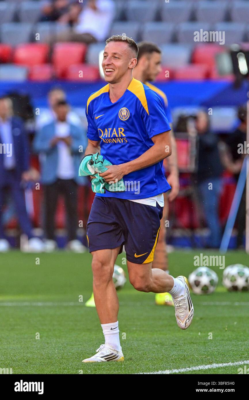 Monaco, Germania. 30 maggio 2025. Davide Frattesi dell'Inter visto durante la sessione di allenamento MD-1 all'Allianz Arena in vista della finale di UEFA Champions League 2025 a Monaco. Credito: Gonzales Photo/Alamy Live News Foto Stock