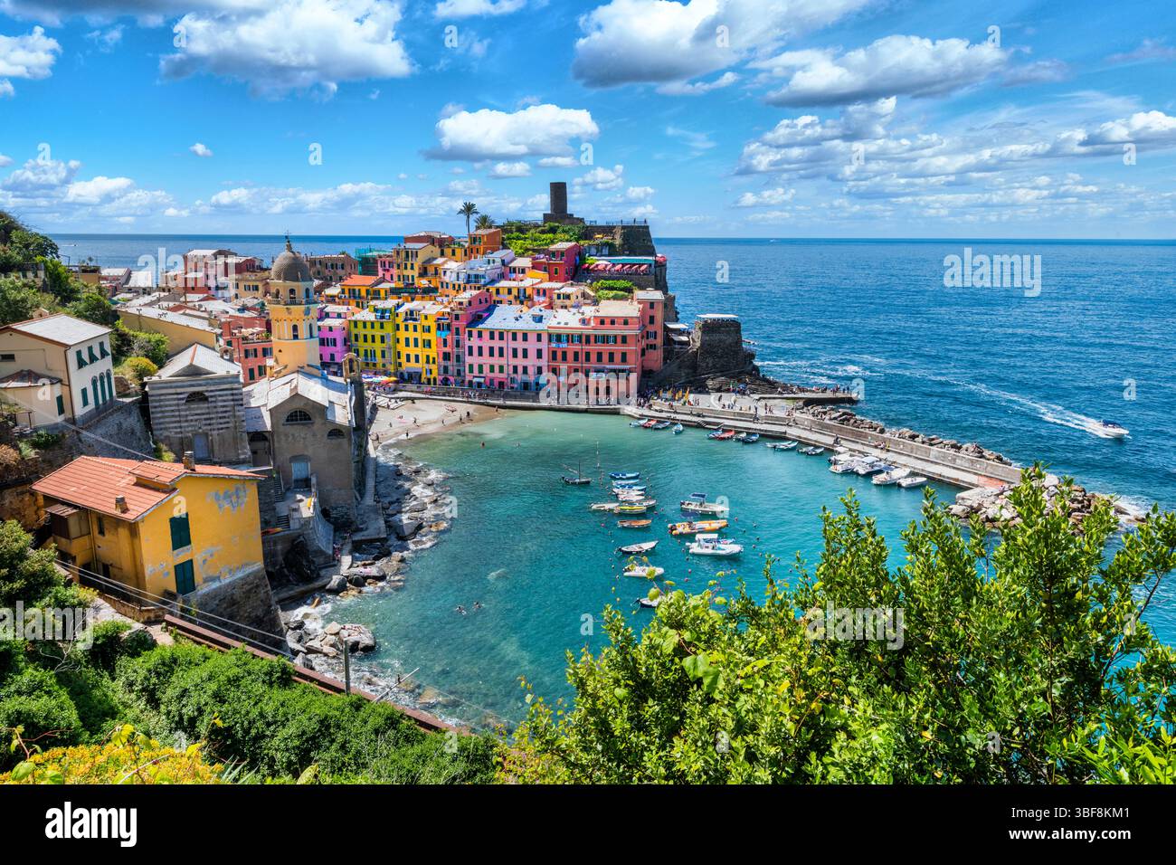 Famosa città di Vernazza in Italia Foto Stock