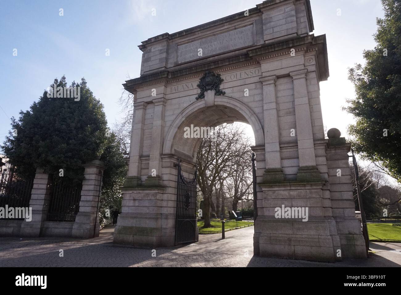 Fusiliers' Arch a St Stephen's Green, Dublino, Irlanda Foto Stock