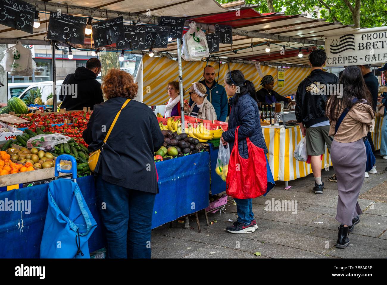 Mercato alimentare Bastille, Parigi, Francia Foto Stock