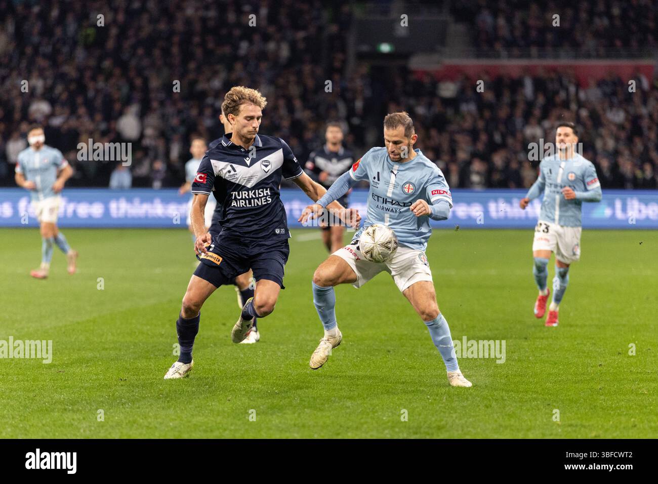 Melbourne, Australia. 31 maggio 2025. Andreas Kuen del Melbourne City FC controlla la palla durante la finale maschile di A-League tra il Melbourne City FC e il Melbourne Victory FC all'AAMI Park il 31 maggio 2025 a Melbourne, Australia. Crediti: Santanu Banik/Alamy Live News Foto Stock