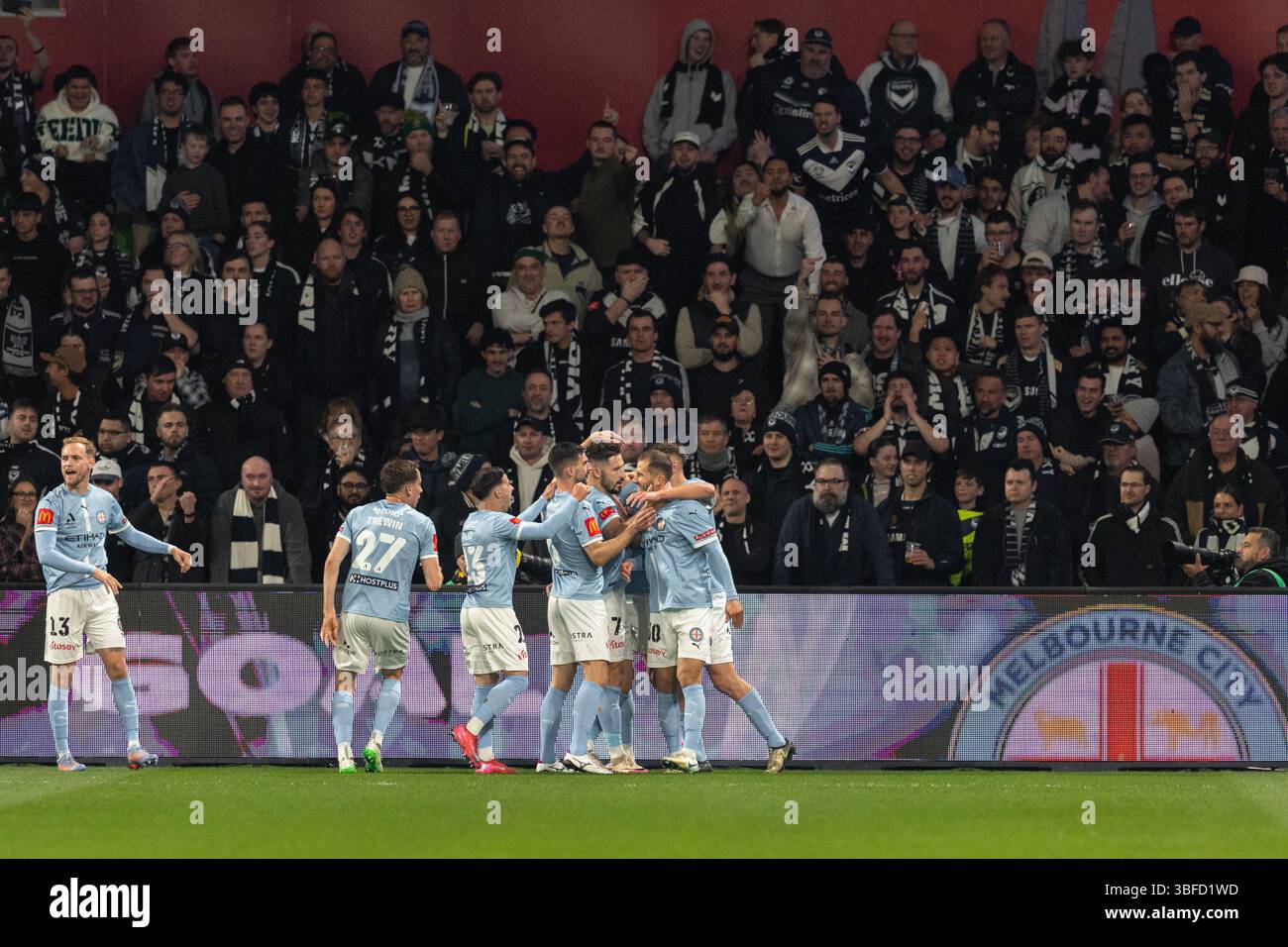 Melbourne, Australia. 31 maggio 2025. I giocatori del Melbourne City FC celebrano un gol durante la finale maschile A-League tra il Melbourne City FC e il Melbourne Victory FC all'AAMI Park il 31 maggio 2025 a Melbourne, Australia. Crediti: Santanu Banik/Alamy Live News Foto Stock