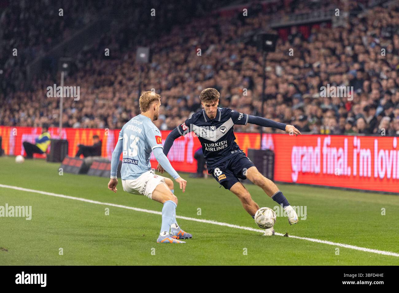 Melbourne, Australia. 31 maggio 2025. Kasey Bos del Melbourne Victory FC controlla la palla durante la finale maschile di A-League tra il Melbourne City FC e il Melbourne Victory FC all'AAMI Park il 31 maggio 2025 a Melbourne, Australia. Crediti: Santanu Banik/Alamy Live News Foto Stock