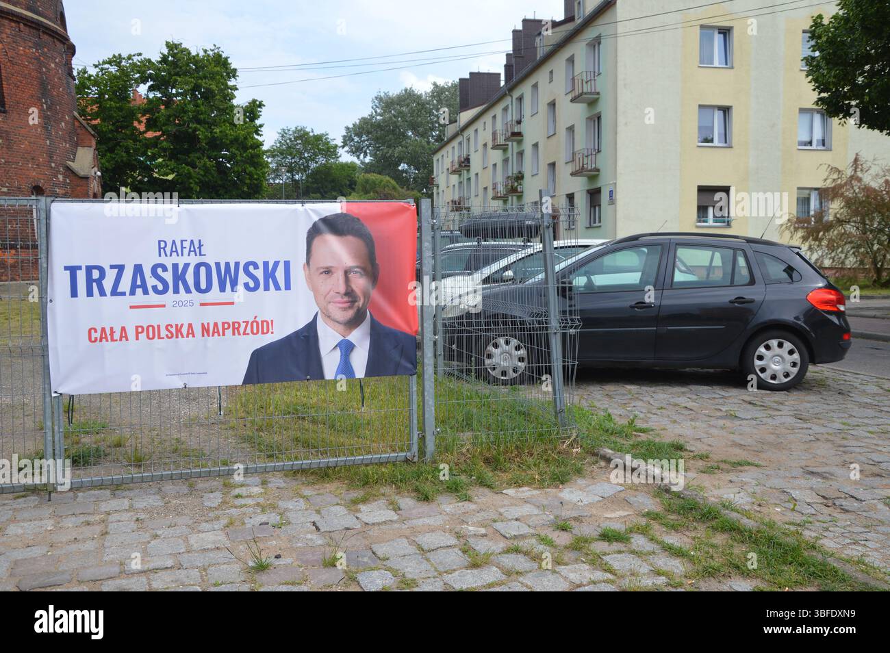 Kostrzyn nad Odra, Polonia - 31 maggio 2025 - poster elettorale di Rafal Trzaskowski. (Foto di Markku Rainer Peltonen) Foto Stock