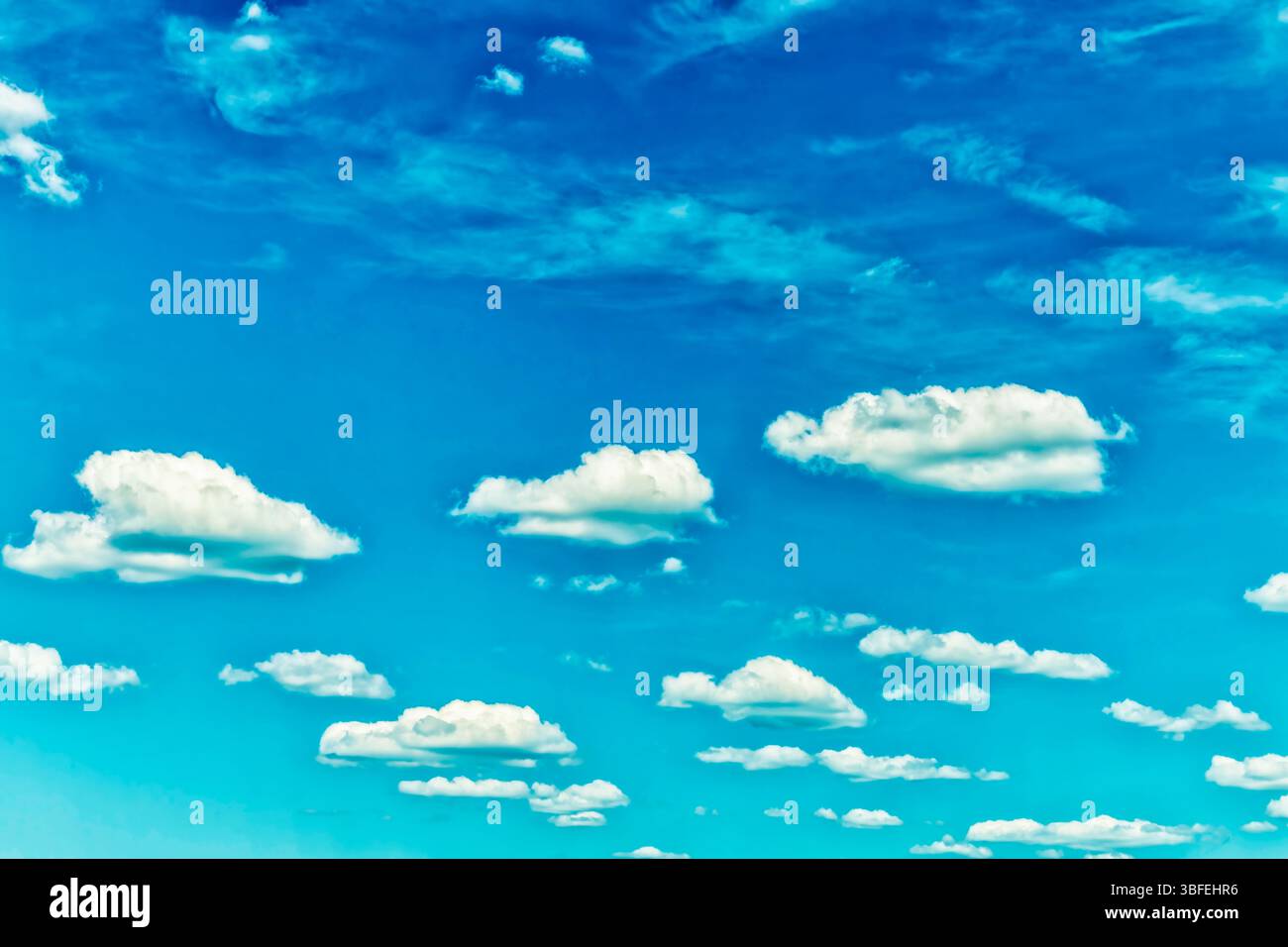 Puffy Clouds - viste Foto Stock