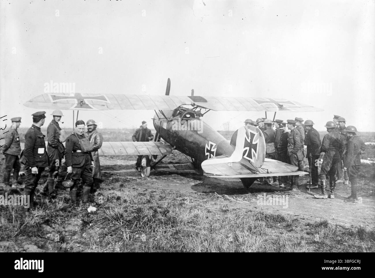 Catturato il biplano tedesco "Albatros" Foto Stock