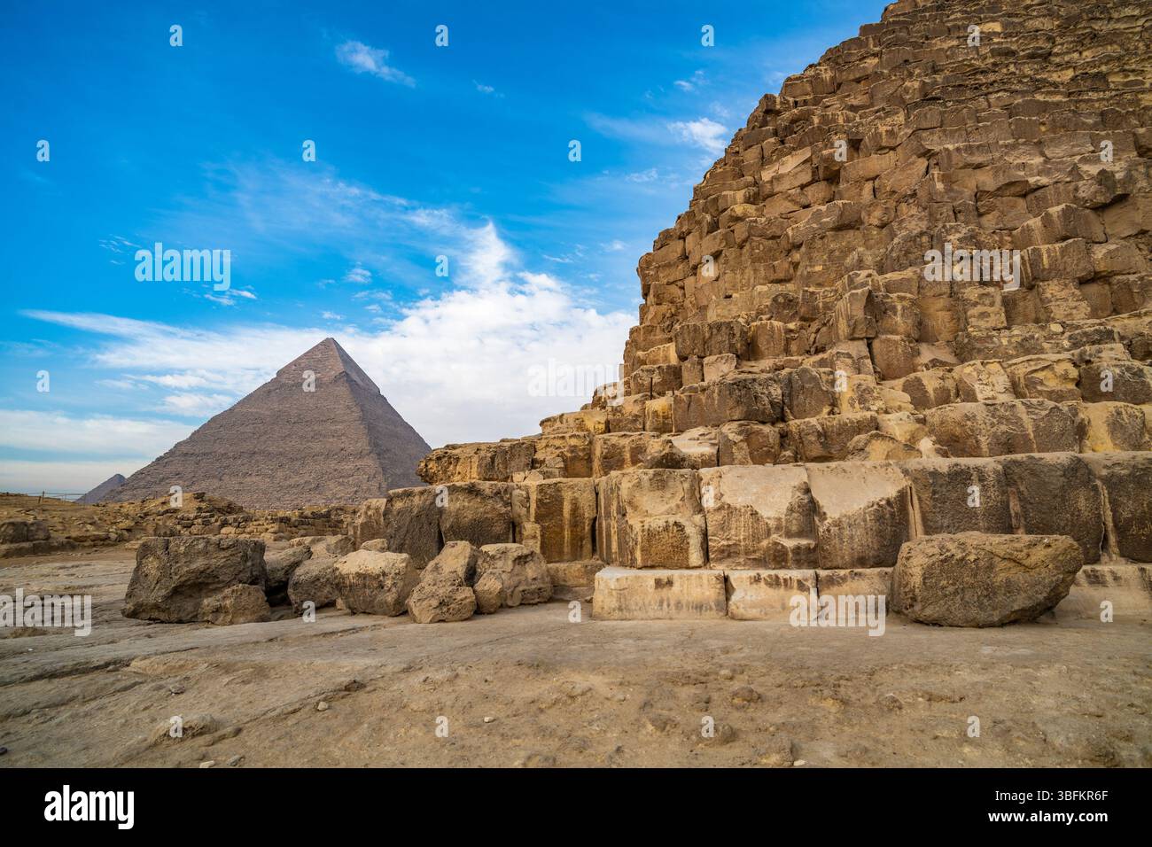 Piramidi di Khafre e Khufu del complesso piramidale di Giza, il Cairo, Egitto Foto Stock
