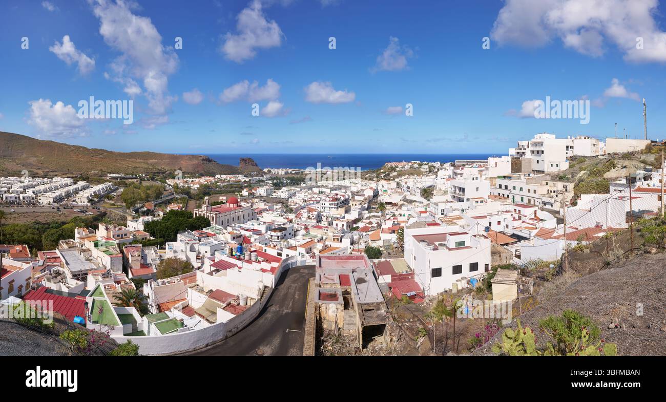 Agaete, Gran Canaria - panorama - vista dal punto panoramico del Mirador de la Cruz Foto Stock