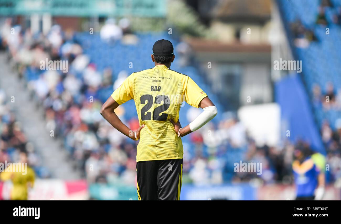 Hove UK 1 giugno 2025 - Atman Akram Rao del Gloucestershire nella partita di cricket T20 Vitality Blast tra Sussex Sharks e Gloucestershire al 1st Central County Ground di Hove: Credit Simon Dack /TPI/ Alamy Live News Foto Stock