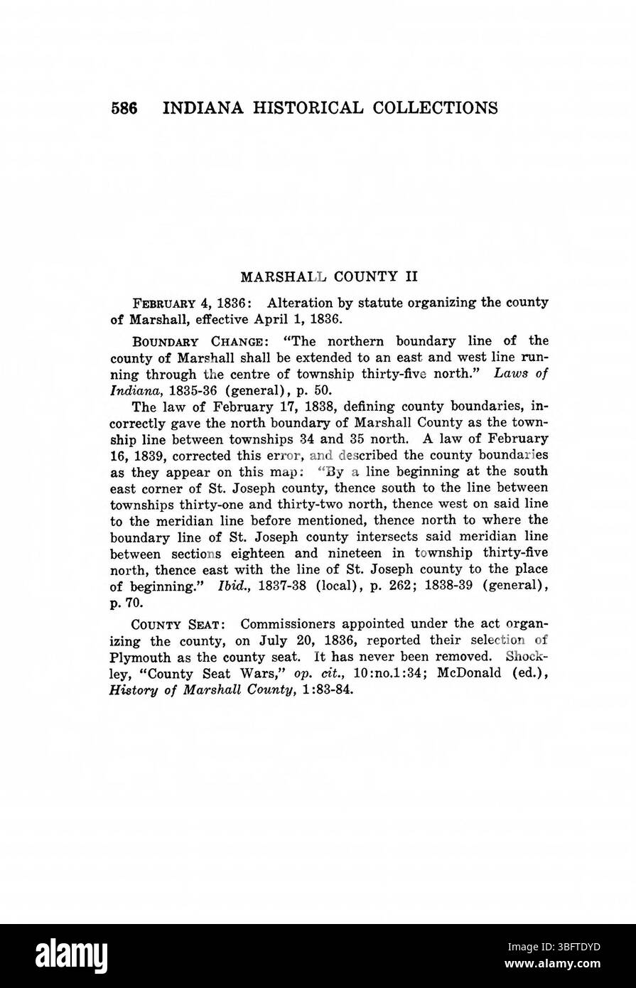 Questa pagina della ristampa del 1967 di *Indiana Boundaries* da parte dell'Indiana Historical Bureau presenta ulteriori dettagli sulla formazione e i cambiamenti nei confini dell'Indiana. Include anche riferimenti e un indice per i lettori per tracciare lo sviluppo delle linee di stato. Foto Stock