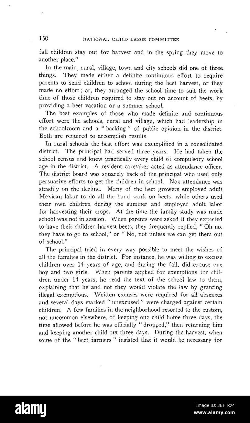 Pagina 151 mostra i bambini che lavorano nei campi di barbabietole da zucchero nella South Platte Valley, Colorado, dal 1926. La foto cattura la fisicità dei lavoratori infantili in agricoltura durante questa era. Foto Stock