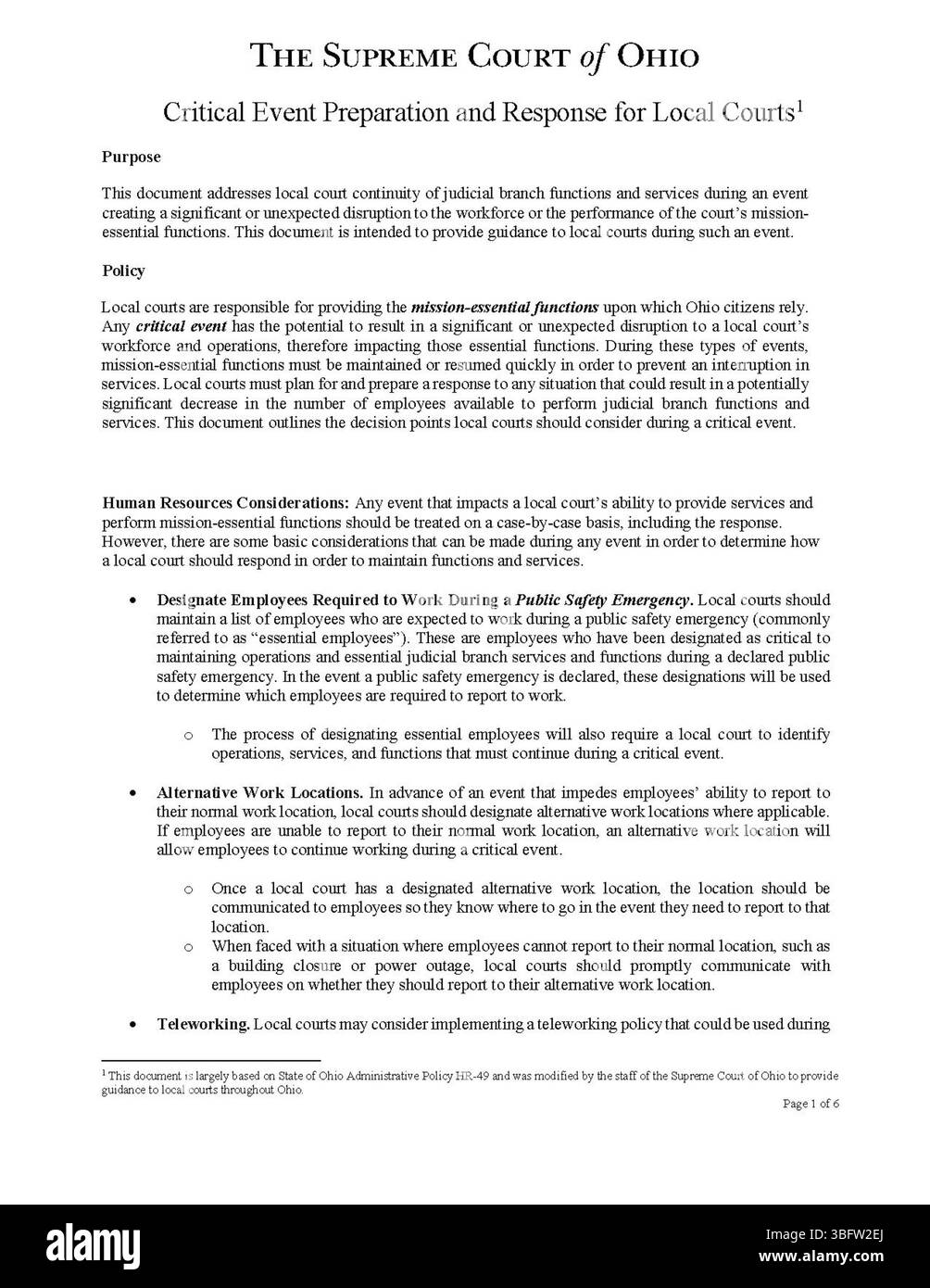 Il documento di preparazione e risposta agli eventi critici offre orientamenti ai tribunali locali su come prepararsi e rispondere a eventi critici, comprese le emergenze di sanità pubblica come la COVID-19. Foto Stock