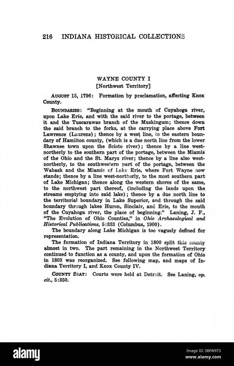 Questa ristampa del 1967 dell'Indiana Historical Bureau of "Indiana Boundaries" esamina i confini dell'Indiana da una prospettiva storica, concentrandosi sui cambiamenti legali e geografici nel corso del tempo. Il libro include riferimenti bibliografici e un indice per facilitare la ricerca. Foto Stock